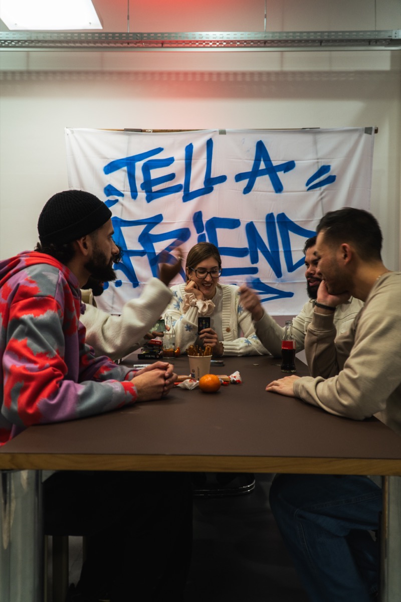 Tell a Friend Pop-up – Selected Case