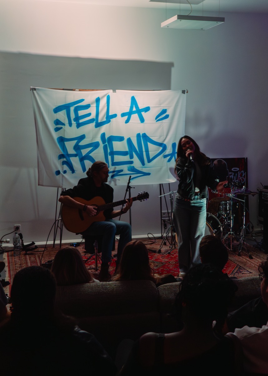 Tell a Friend Pop-up – Selected Case